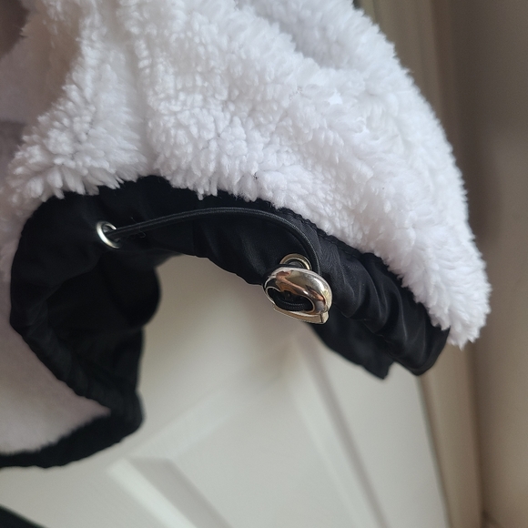 NWT Ashley By 26 International Black Jacket with Faux Fur Lining - Picture 6 of 9